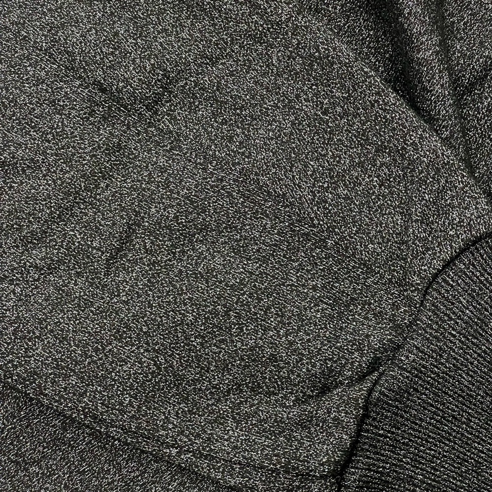 LuluLemon Perfectly Oversized Crop Crew in Black Spark - Picture 5 of 12